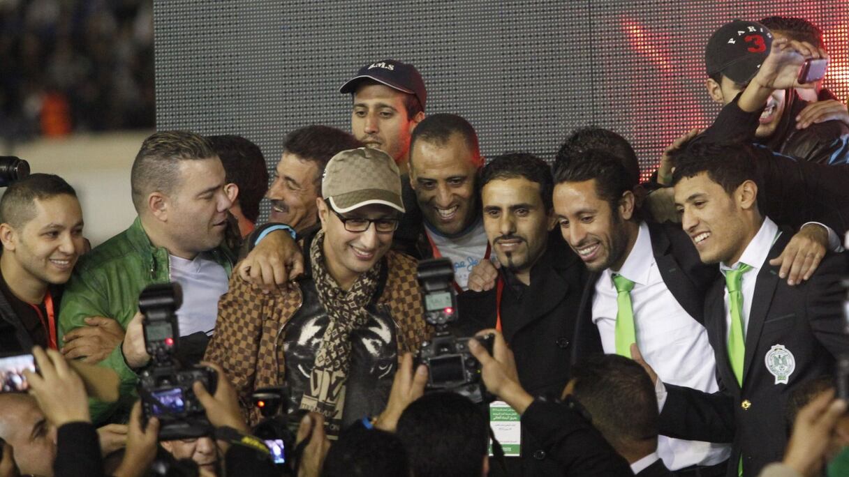 Les artistes étaient là pour fêter l'équipe des Diables verts. Adil El Miloudi et Daoudi se sont mêlés aux héros du jour!
