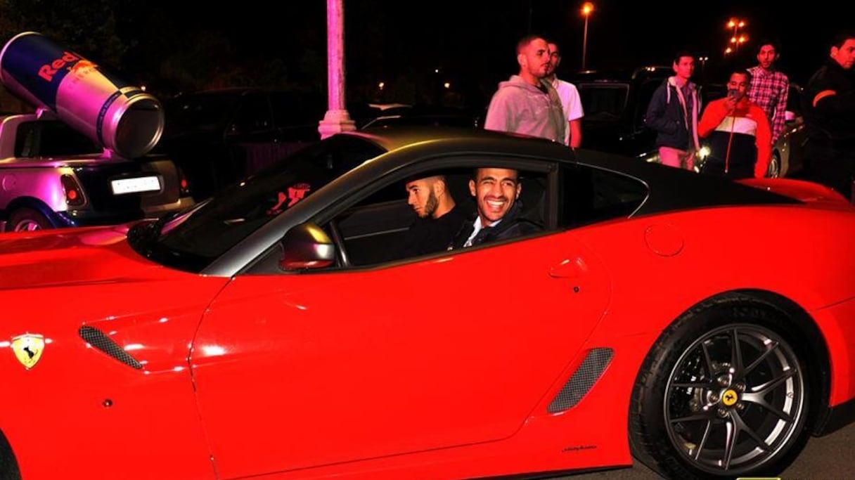 Badr Hari et Karim Benzema en mode "crooner" à Marrakech.
