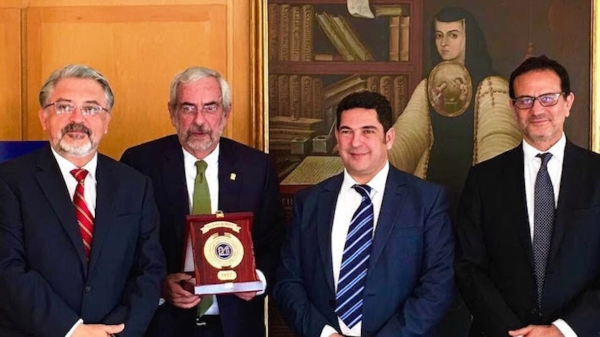 Andrés Ordóñez, ambassadeur du Mexique au Maroc, Enrique Graue, Recteur de l´UNAM, Saaid Amzazi, President UM5-R et El Arbi El Harti.
