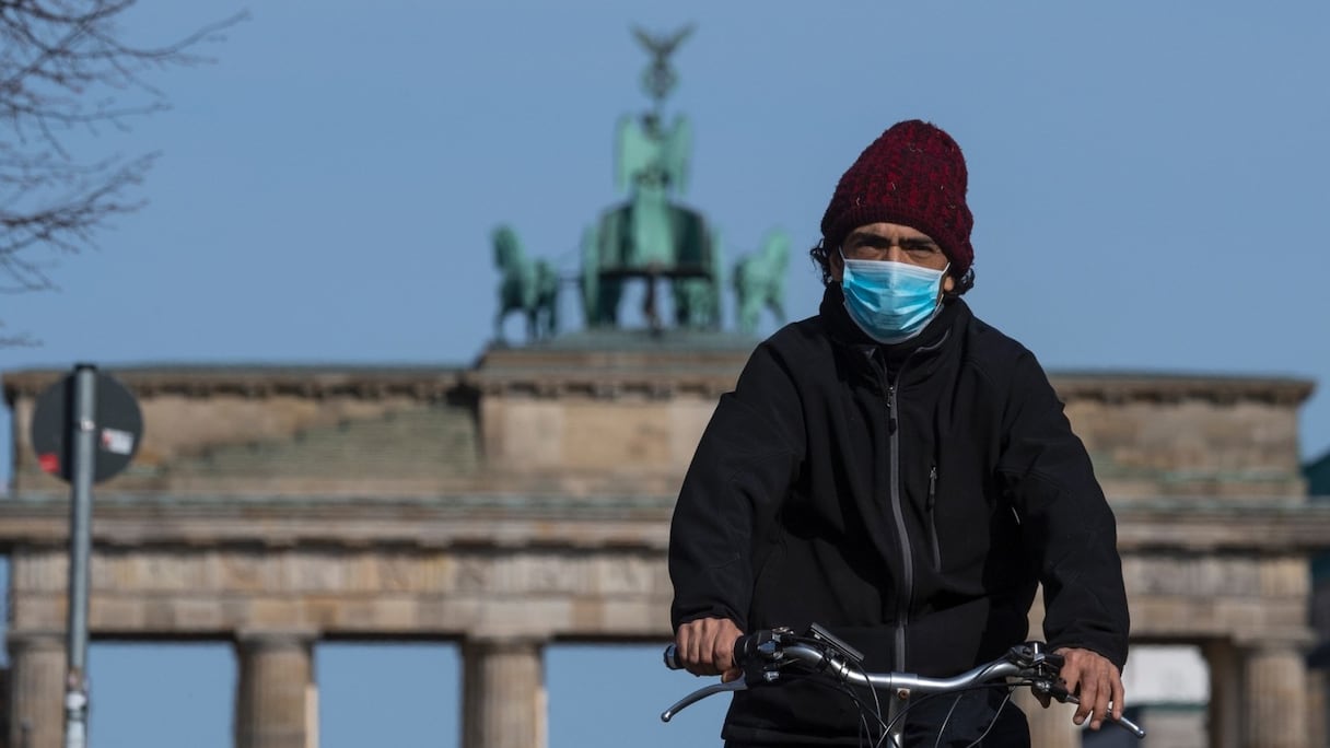 L'Allemagne va permettre lundi la réouverture de la plupart des magasins d'une surface inférieure à 800 mètres carrés.
