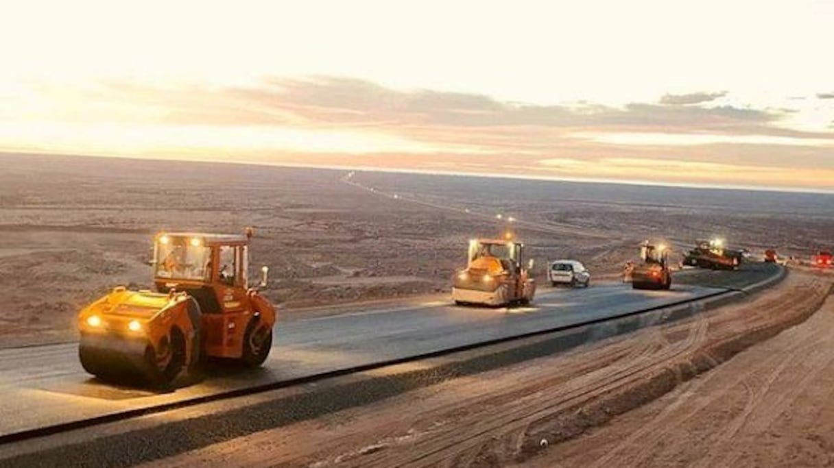 La voie express Tiznit-Dakhla, en travaux. 
