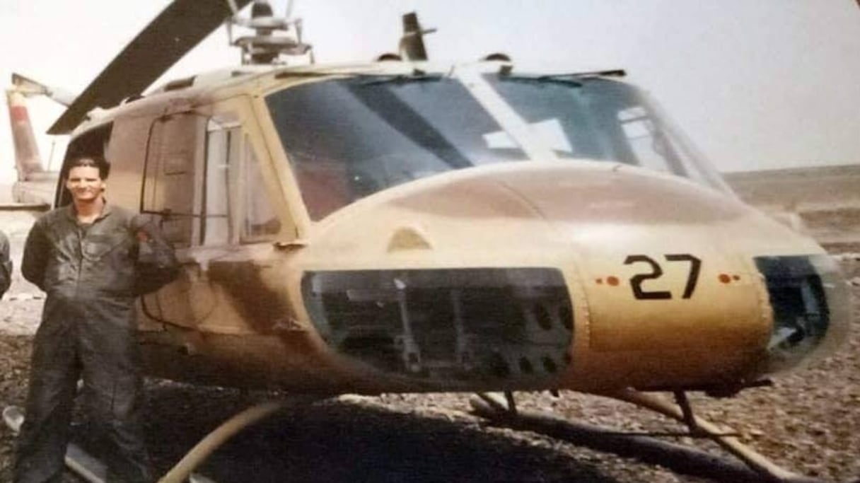 Photo de feu Lieutenant Colonel Hadrati, pilote de l'hélicoptère Bell qui s'est crashé hier vendredi 26 avril, entre Tichla et Bir El Gandouz. 
