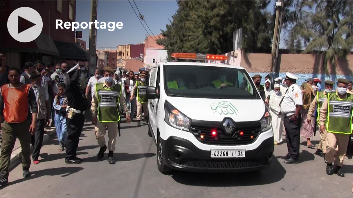 Les obsèques de Hassan Bassou, l’un des deux camionneurs marocains tués au Mali, à Ait Melloul, vendredi 17 septembre 2021.
