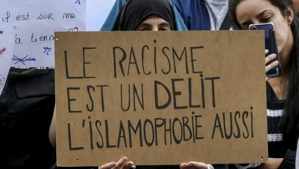 Le Collectif contre l'islamophobie en France (CCIF) a été créé au début des années 2000 par Samy Debah. 
