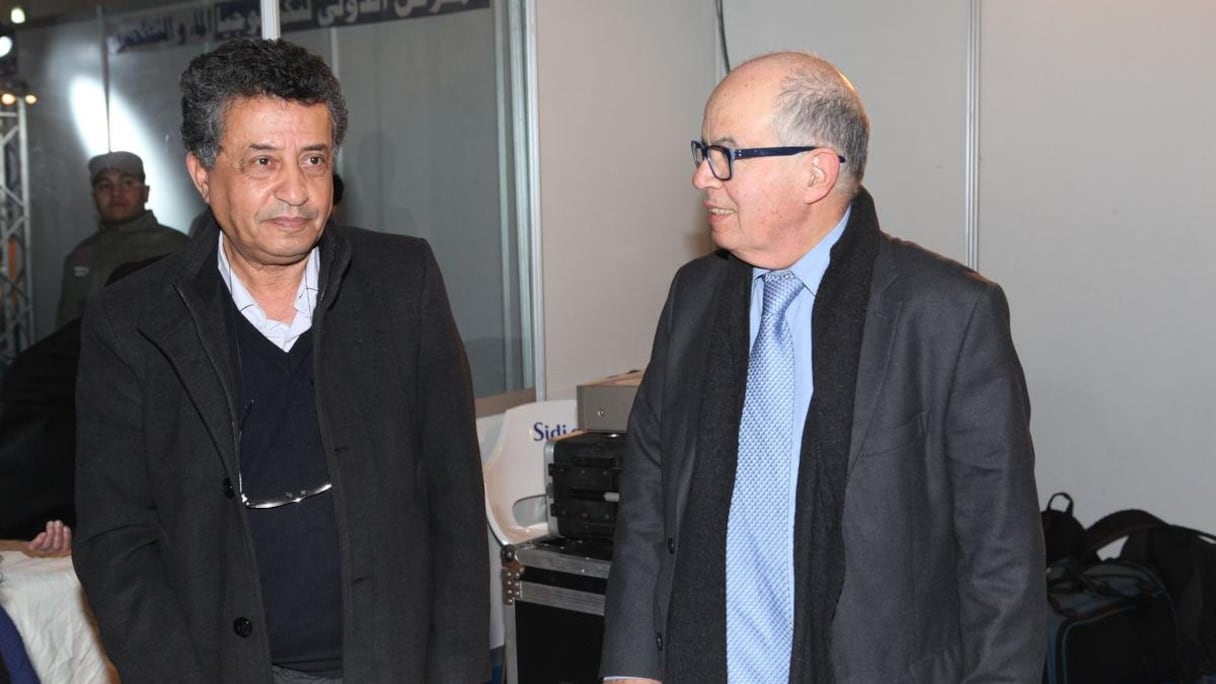 Salah El Ouadie et Fathallah Oualalou, maire de Rabat, étaient présents, mercredi, à l'ouverture du Salon.
