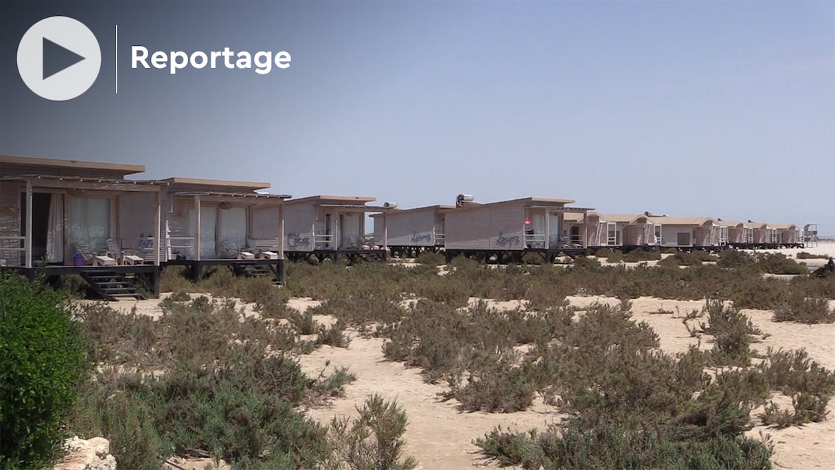 La Sarga, près de Dakhla, est un lieu paradisiaque en bord d'océan, qui attire de plus en plus de touristes. 
