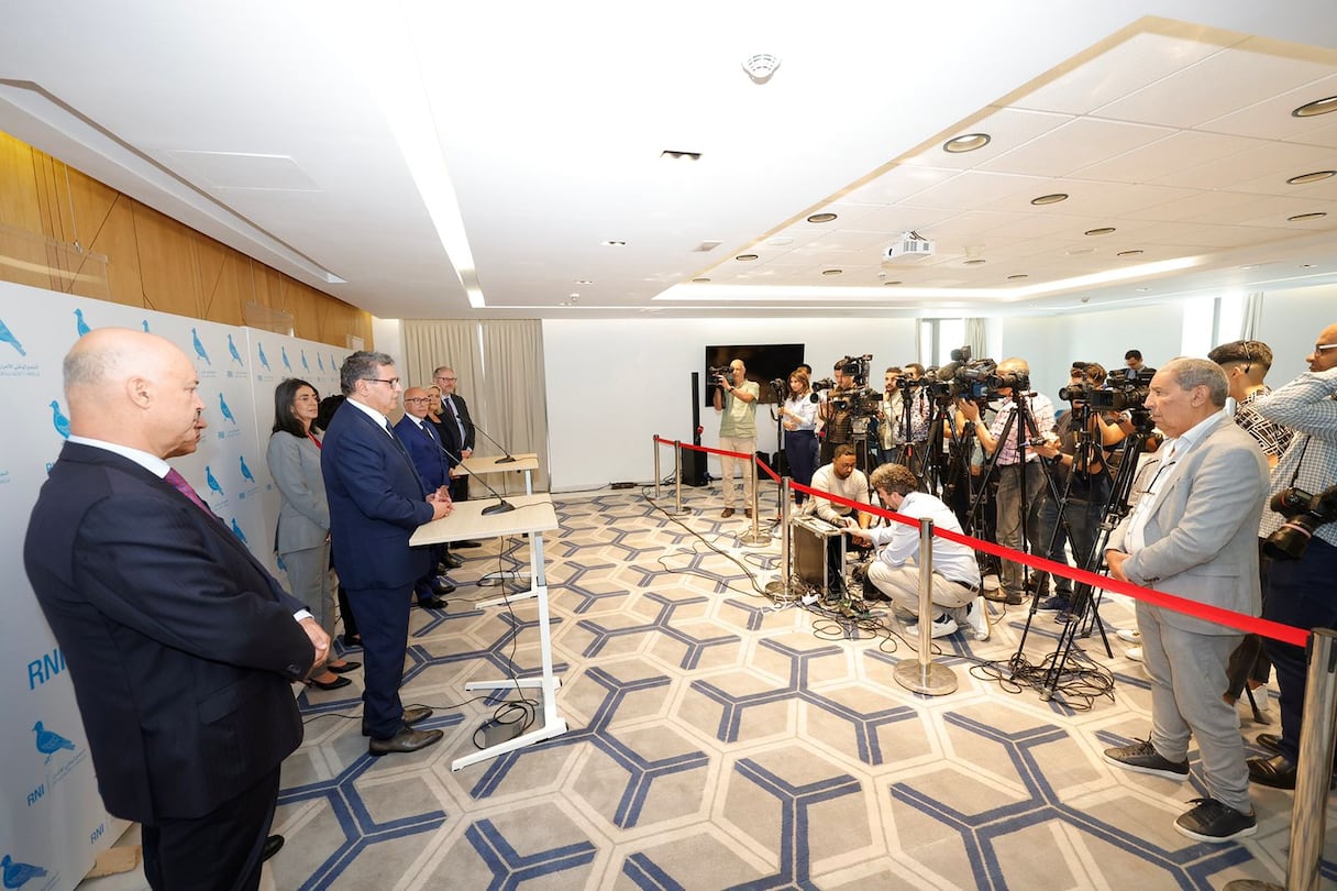 Lors de la rencontre entre Aziz Akhannouch, président du RNI, et Eric Ciotti, président de LR, jeudi 4 mai 2023 à Rabat.