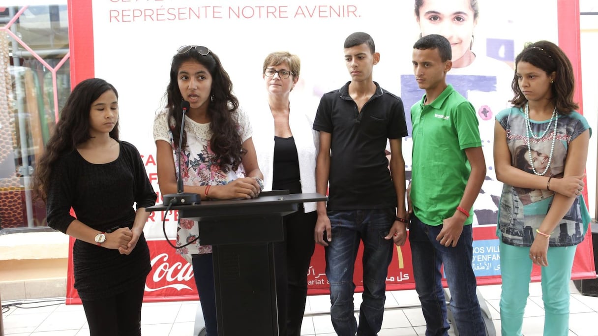 Rita, 14 ans, est aujourd'hui en 3ème année de collège et compte bien devenir ophtalmologue. Elle vit à SOS Villages Dar Bouazza. "Le village est comme un quatier de 11 maisons où l'on fait tout ensemble", dira-t-elle.
