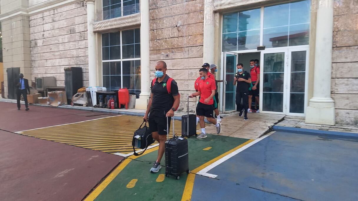 Les Lions de l'Atlas quittant Conakry, aux prises avec un putsch militaire, dimanche 5 septemvbre 2021.
