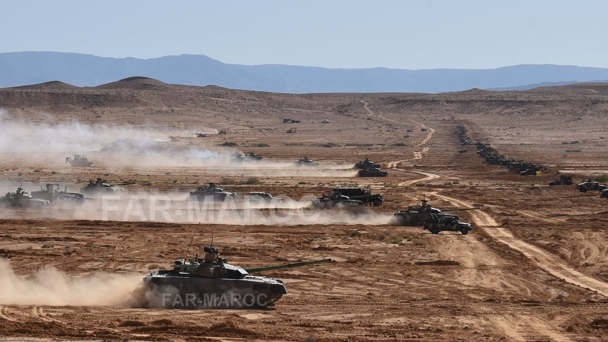 Groupes d'escadrons blindés (GEB) à base des Chars AMX10RC, T72B et MBT-2000. 
