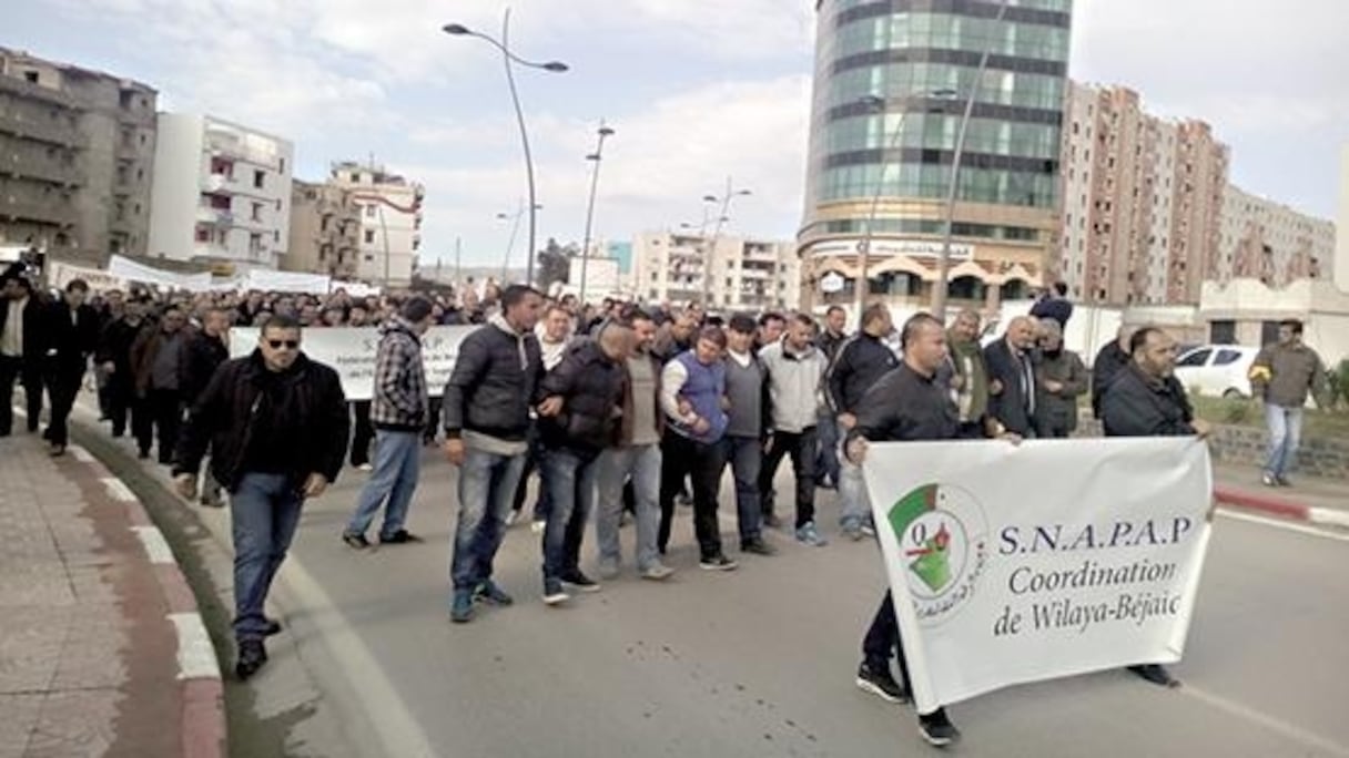 L'"Intifada" de Béjaïa contre le renchérissement de la vie.
