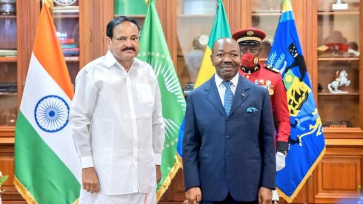 Le vice-président de l’Inde, Venkaiah Naidu, et le président gabonais, Ali Bongo.
