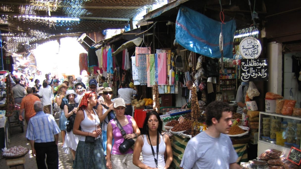 Le bande criminelle mettaient en vente les produits contrefaits sur le marché.
