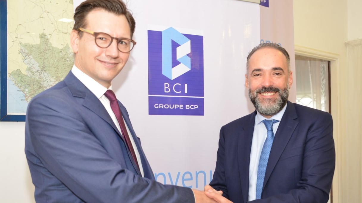 De g à d: Boris Joseph, DG BPCE International et Kamal Mokdad, DG de la BCP et de l’International
