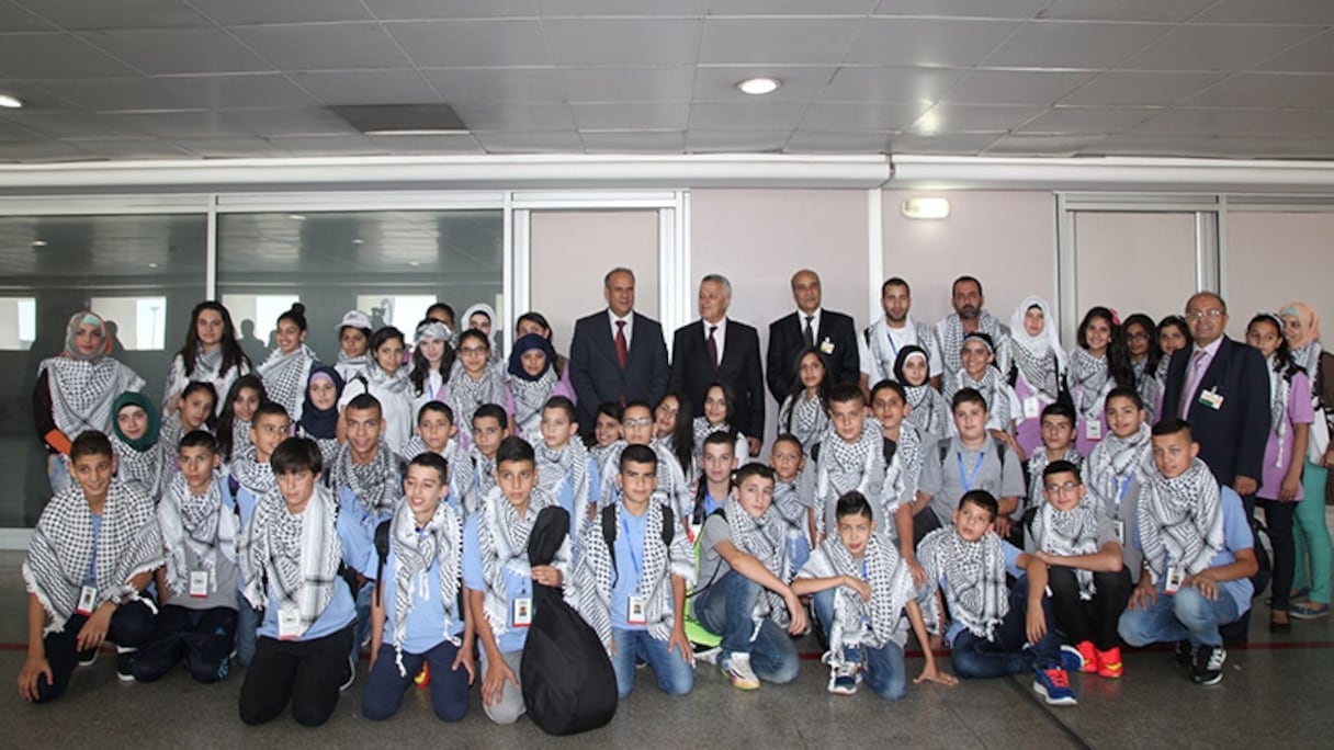 Ces enfants maqdessis séjournent actuellement au Maroc dans le cadre de la 11ème édition des colonies de vacances organisées du 10 au 24 juillet dans les villes de Casablanca, Rabat, Tanger et Tétouan.
