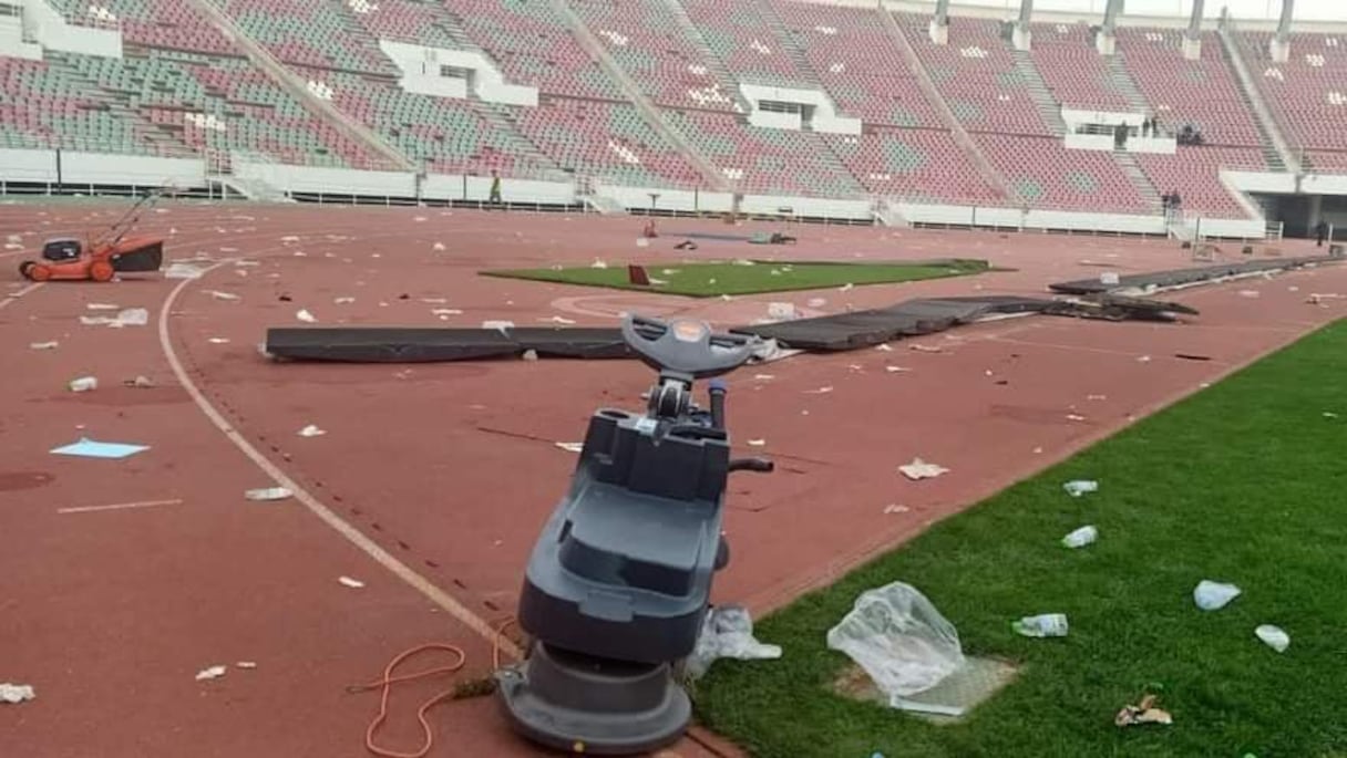 Un stade après des actes de hooliganisme.
