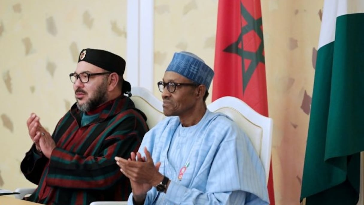 Le roi Mohammed VI en compagnie de Muhammadu Buhari, président du Nigeria.
