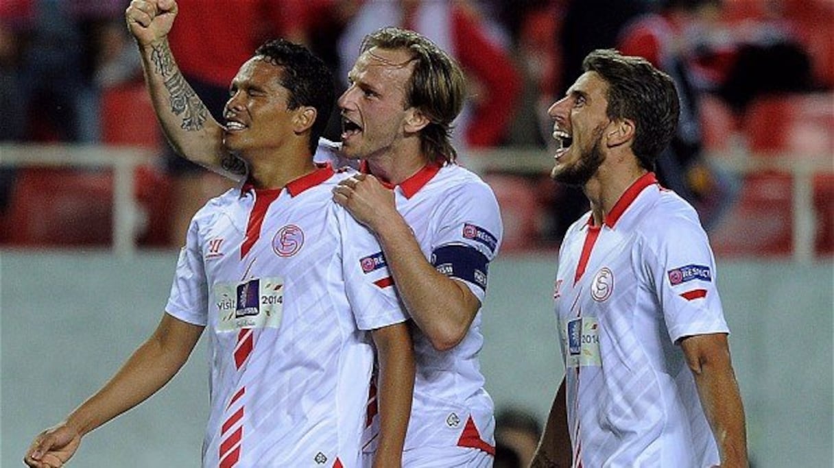 Le FC Séville a remporté ce soir la Ligue Europa en battant en finale le Benfica Lisbonne au tirs aux buts. 
