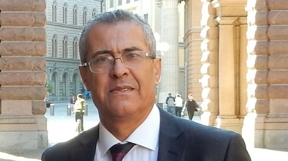 Mohamed Ben Abdelkader, ministre de la Justice. 
