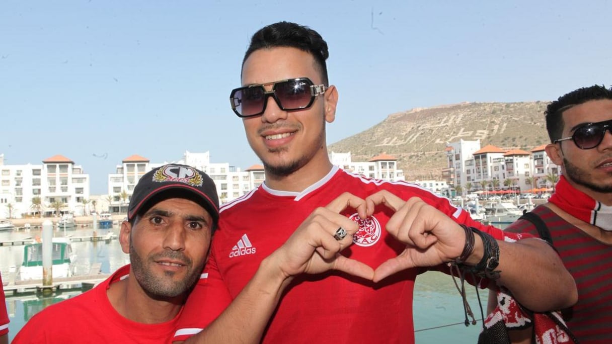 Le blason sur le coeur, les wydadis aiment leur club.
