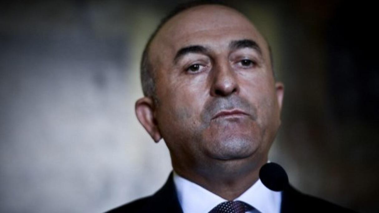 Le ministre turc des Affaires étrangères, Mevlut Cavusoglu interdit d'atterrir aux Pays-Bas
