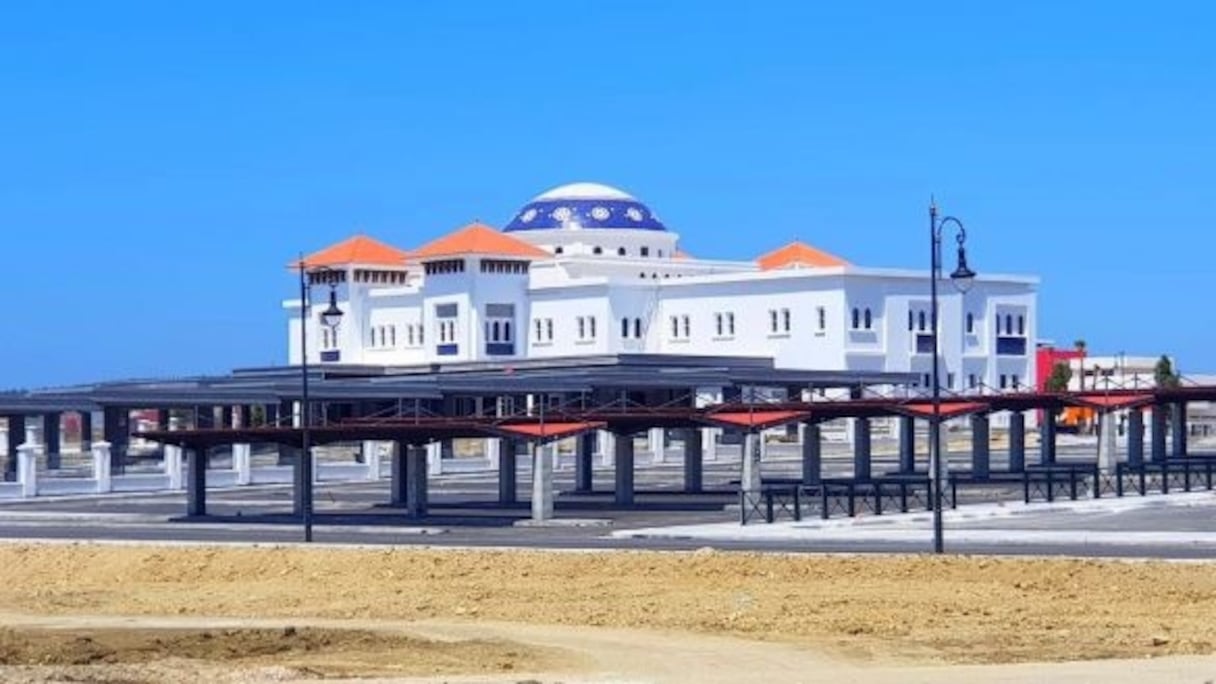 Nouvelle gare routière de Tanger vue d'ensemble
