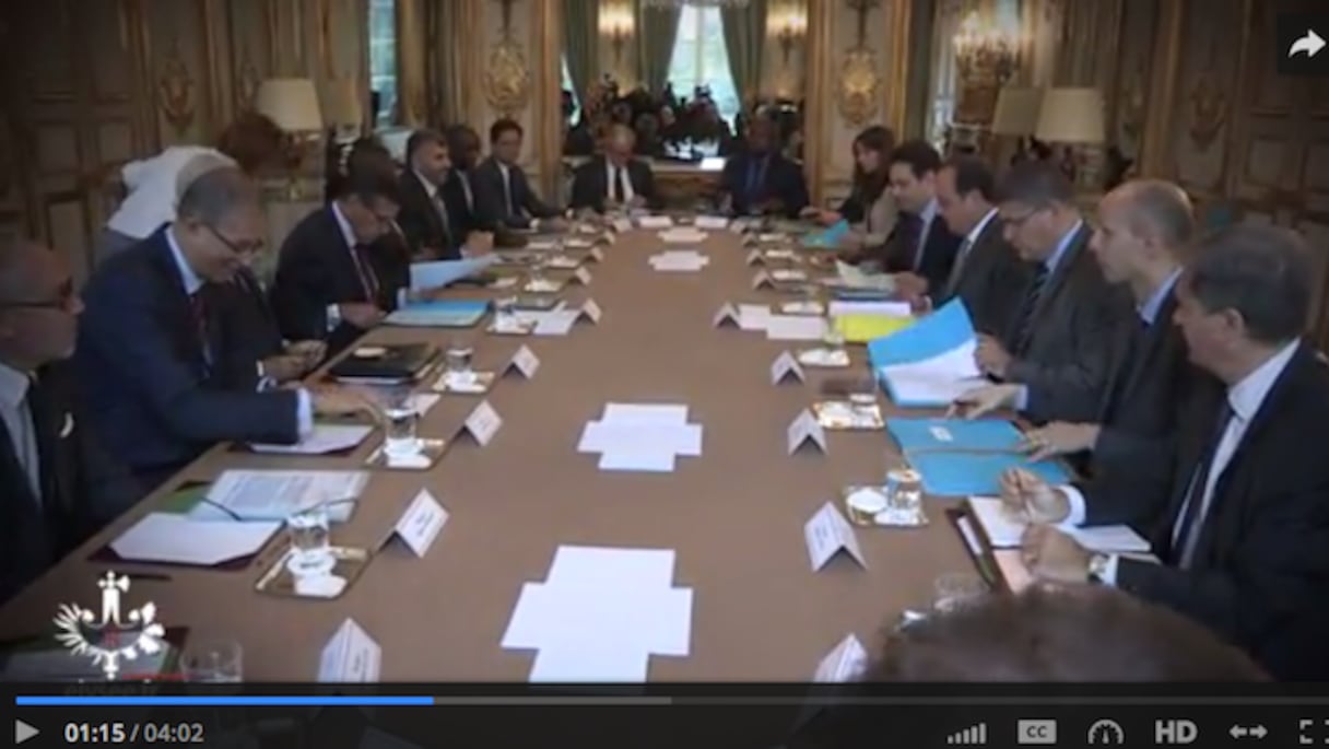 François Hollande avec des Chefs d'entreprises africains et français actifs en Afrique. 
