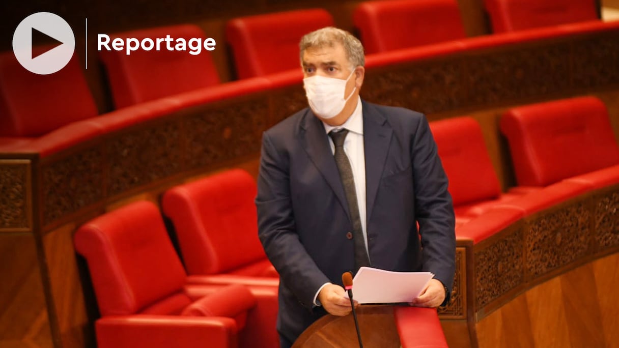 Le ministre de l’Intérieur, Abdelouafi Laftit, répond aux questions orales des députés de la première Chambre du Parlement, le 28 juin 2022, à Rabat.
