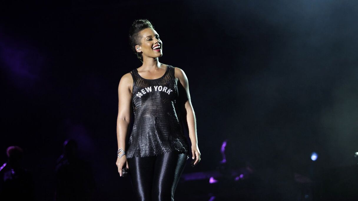 Et, samedi 7 juin, clôture en beauté du festival avec la diva soul Alicia Keys, sur la scène de l'OLM Souissi. Une voix magnifique, des moments intimistes au piano, un concert fabuleux. 
