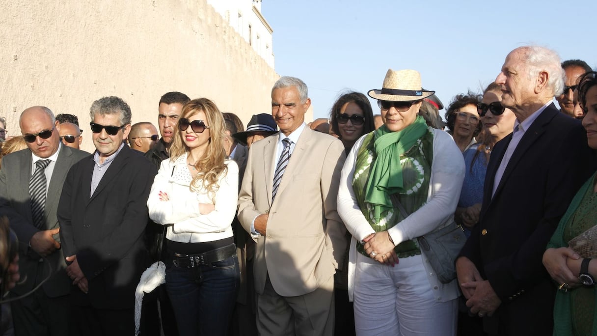 Du beau monde à l'ouverture du festival. Aux côtés de André Azoulay, conseiller du roi et de Miriem Bensalah, Driss El Yazami, président du CNDH (gauche), Nadine Fahd, miss monde arabe
