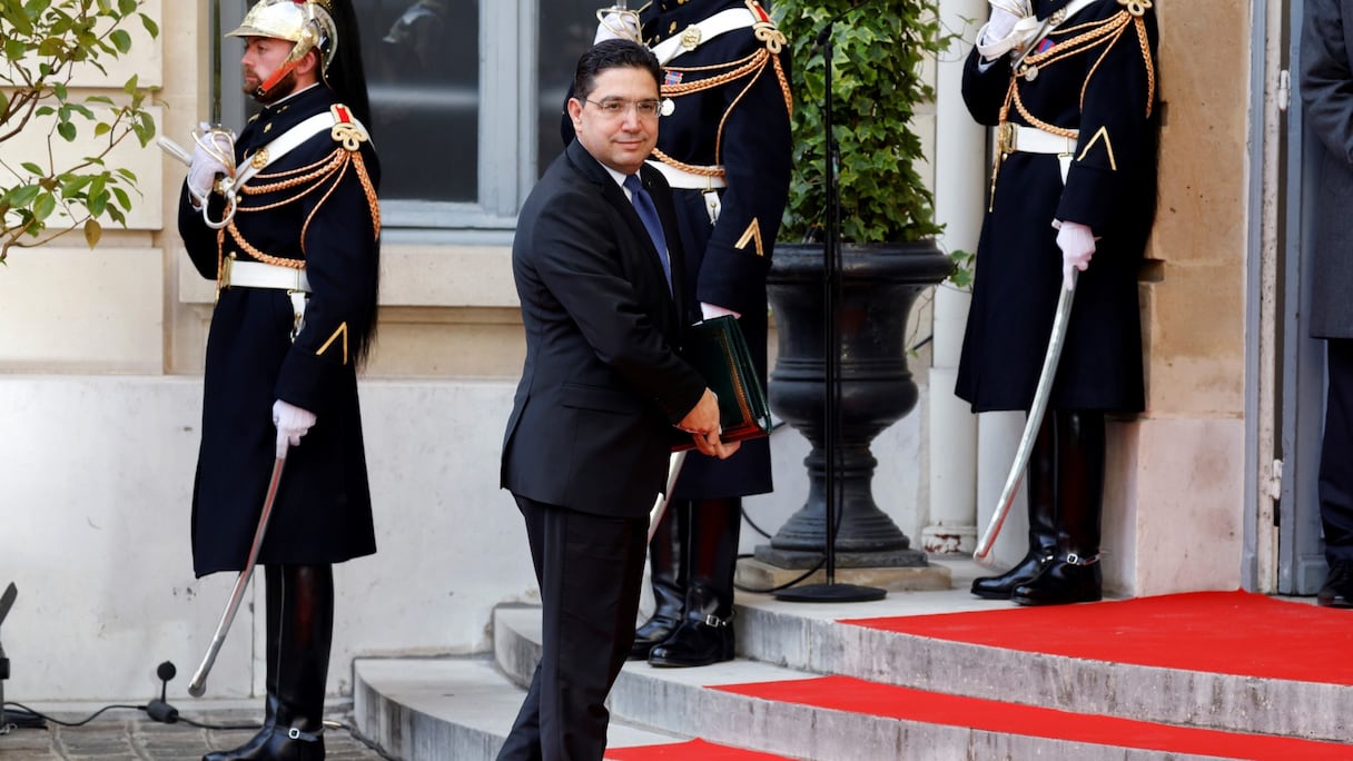 Nasser Bourita, ministre des Affaires étrangères, arrive pour la conférence internationale sur la Libye à la Maison de la Chimie à Paris le 12 novembre 2021.
	 
