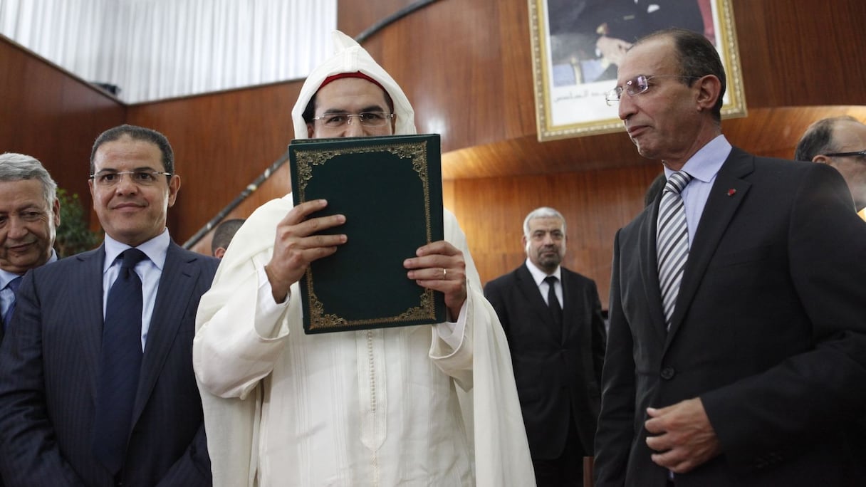 Un grand moment d'émotion dans la cérémonie d'investiture de Khalid Safir, un nouveau wali qui vient redonner espoir aux casablancais.
