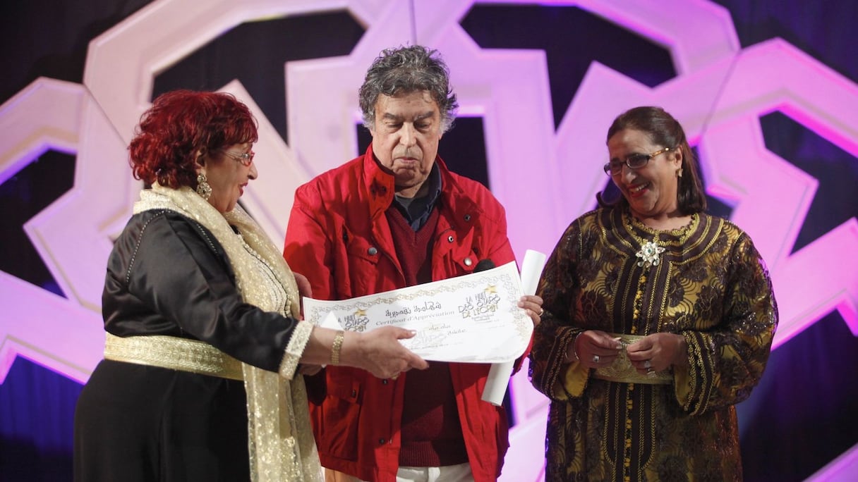 Aïcha Mahmah et Zhour Slimani ont été mise à l'honneur pour l'occasion. Une belle reconnaissance, d'autant que les deux actrices ont reçu chacune un appartement grâce à des donateurs. 
