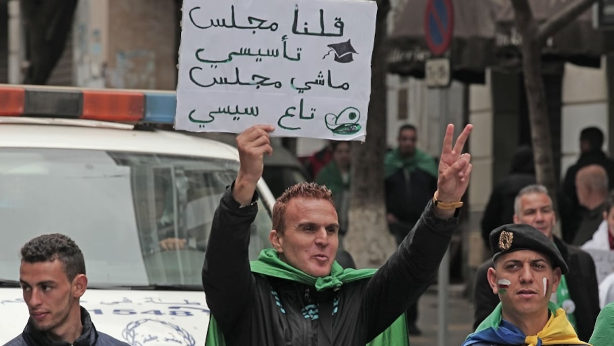 Algérie. Ahmed Gaïd Salah au coeur des contestations ce vendredi 10 mai.
