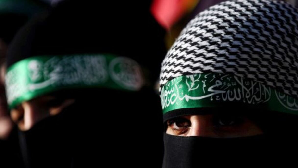 Une journaliste marocaine s'infiltre dans l'Armée libre syrienne.
