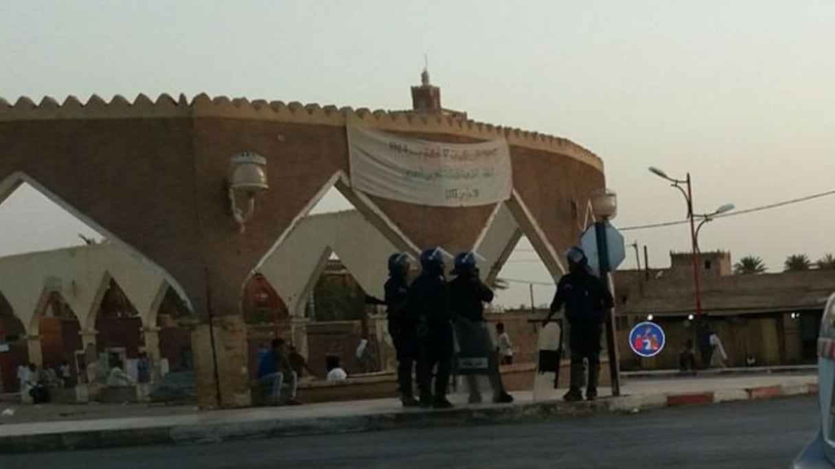 Victime des essais nucléaires de l'occupant français, Reggane pâtit actuellement de l'incurie du régime grabataire de Bouteflika.
