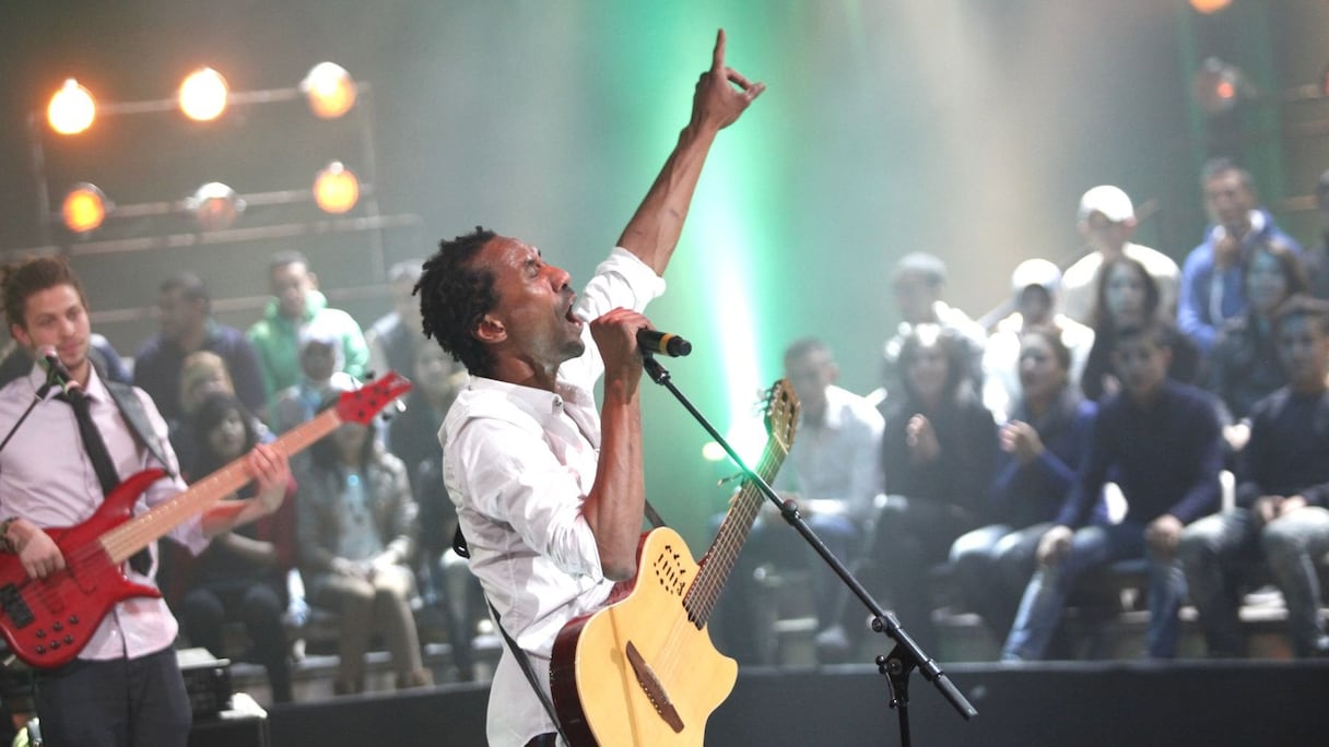 Comme à son habitude, le chanteur a offert à son public un concert chargé d'émotion et de poésie.
