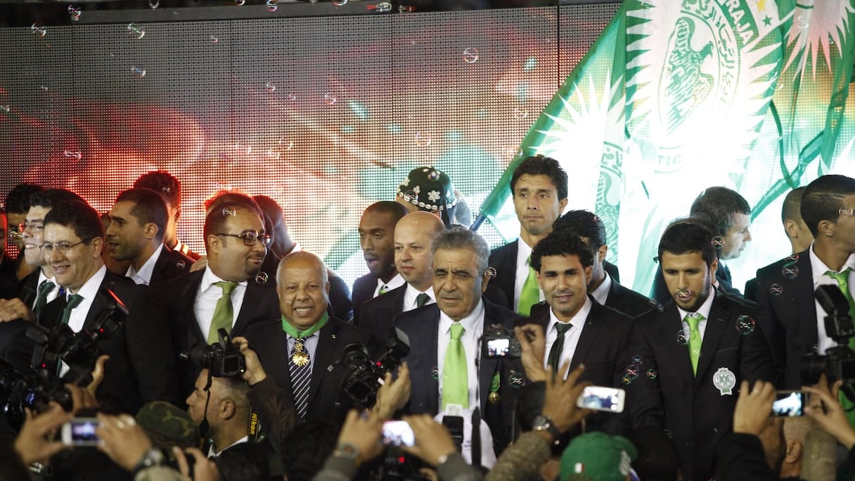 Les deux entraîneurs ont d'ailleurs été félicités et décorés par le Roi Mohammed VI. 
