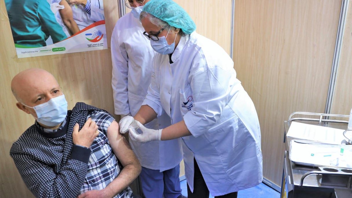 Redouane Abouqal, Biostatisticien, et coordinateur national des essais cliniques du vaccin Sinopharm au Maroc
