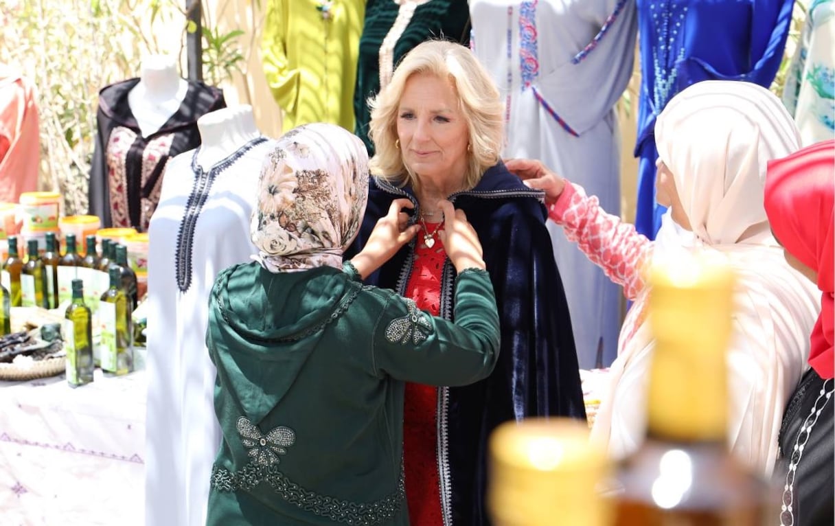 La Première Dame des Etats-Unis, Jill Biden, lors de sa visite à l'association Ennakhil, dimanche 4 nui 2023 à Marrakech.