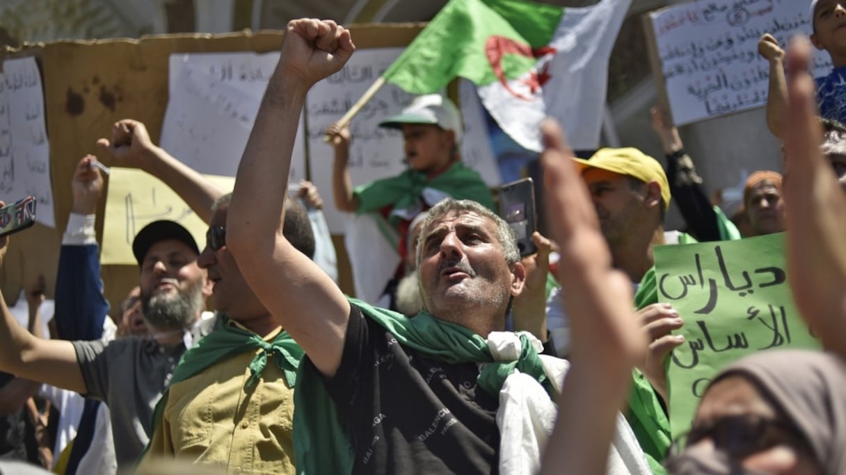 Algérie. Ahmed Gaïd Salah au coeur des contestations vendredi 10 mai 2019.
