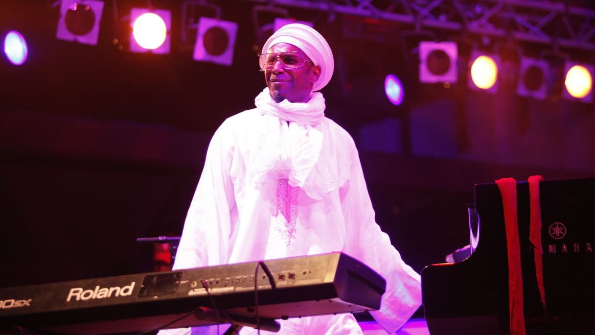 Le festival Gnaoua tient une place à part dans le cœur du pianiste Omar Sosa. Lors de sa première venue en 2004 à Essaouira, l'artiste cubain s'exaltait : "Ici, l’inspiration, tout le monde te sourit…  c’est ce que la vie est sensée être !"
