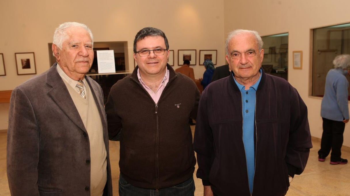 De g à d : M. Cohen, Directeur du Lycée Maimonide, Younes Laghrari, M. Levy, directeur de l'Ecole Normale Hébraique.
