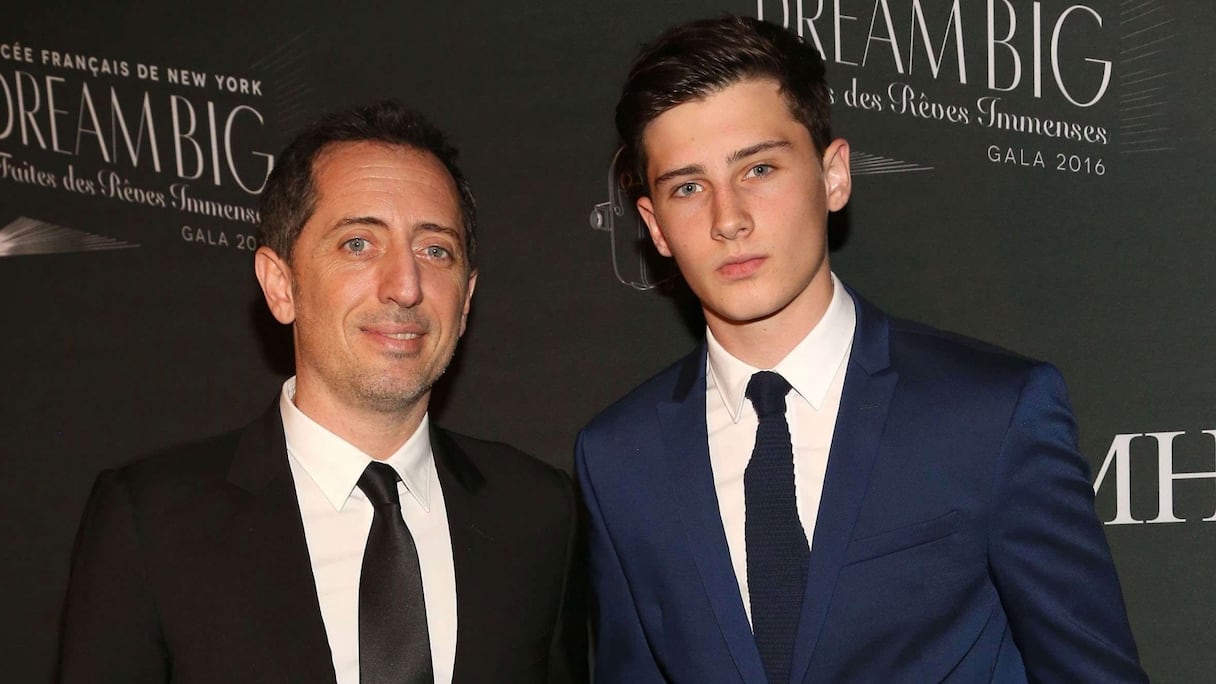 Gad Elmaleh et son fils Noé.
