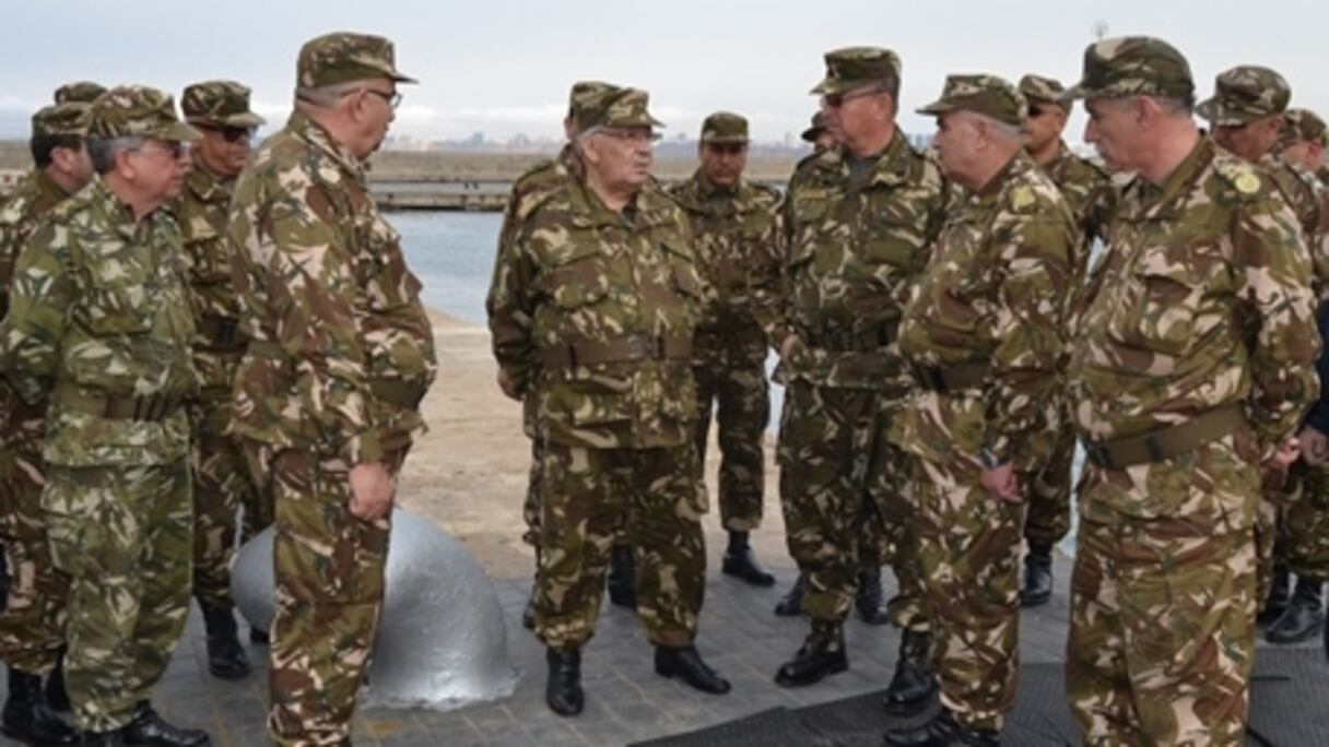 Alger: une armée au pouvoir depuis 1965. 
