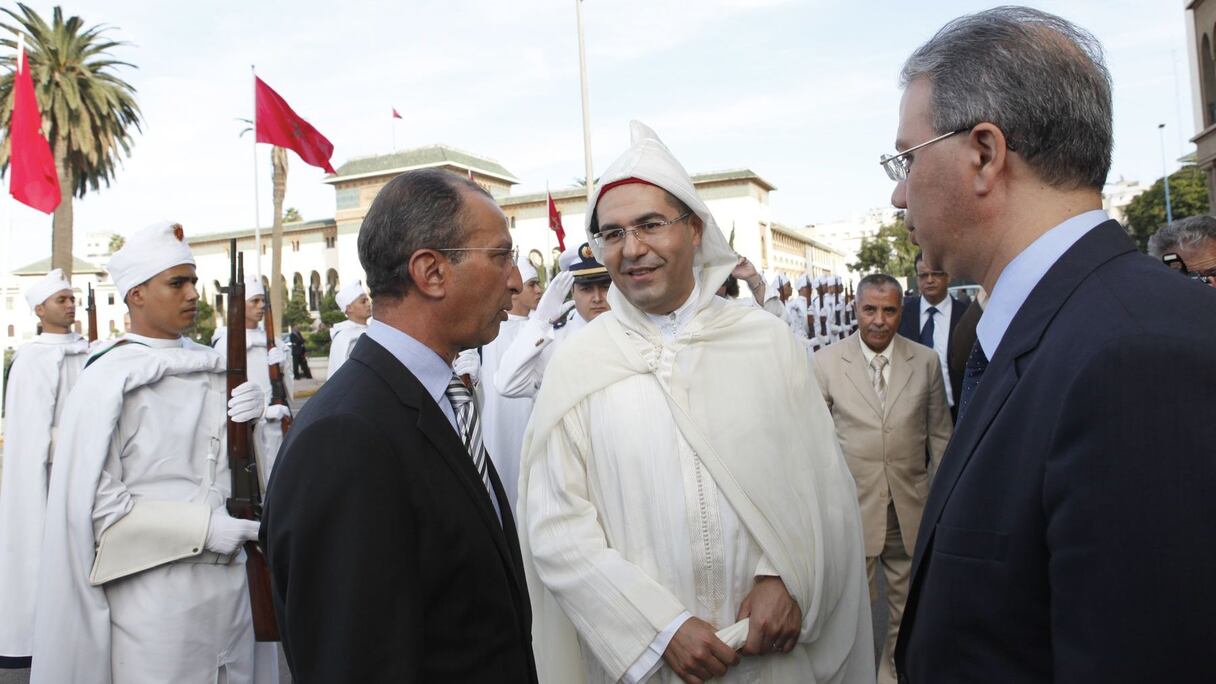 Khalid Safir en compagnie de Mohamed Hassad, à l'issue d'une belle cérémonie, aussi solennelle qu'émouvante.  
