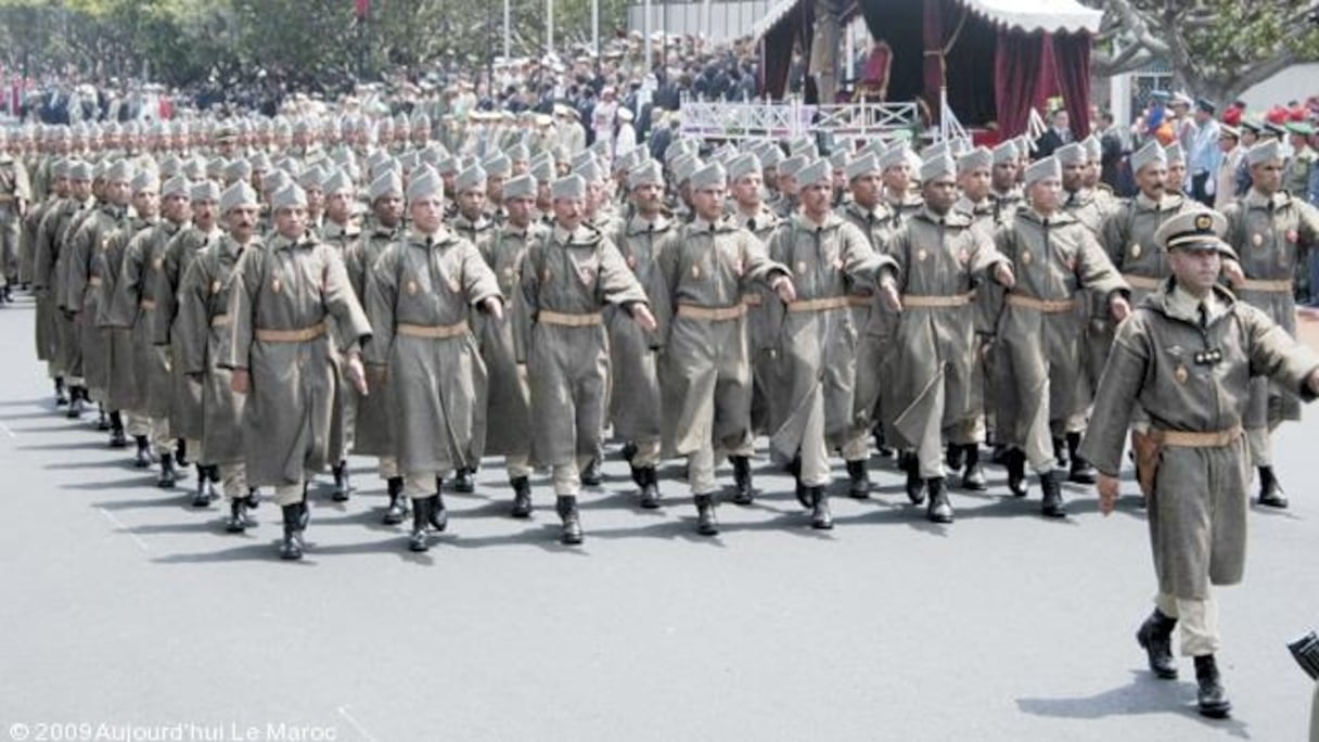 Un contingent des vaillantes Forces auxiliaires (FA), lors du défilé du 14 mai 2006.
