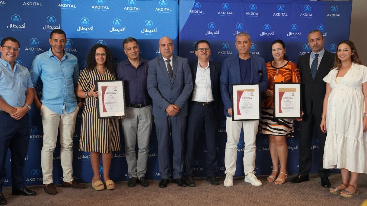 Cérémonie de remises des certifications de qualité de la norme ISO 9001:2015 à la Holding du Groupe Akdital, la clinique Jerrada Oasis et la clinique Ain Borja de Casablanca.
