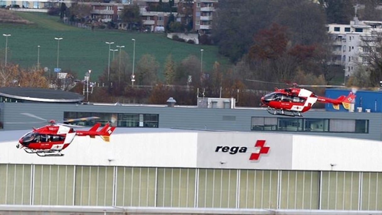 Les hélicoptères appartenaient à la Garde aérienne suisse de sauvetage. 
