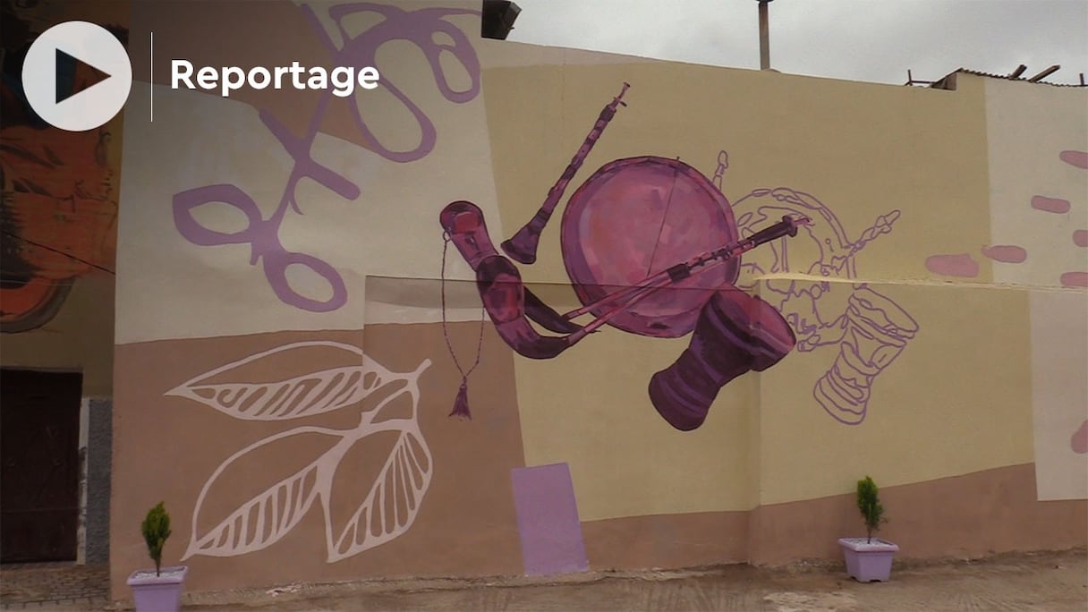 En ce mois d’avril 2021, des fresques sont venues habiller les murs de l’ancienne médina d’Oujda, à l’initiative du projet, Laissons une trace, mené par le collectif Tzouri et financé par l’Union européenne.